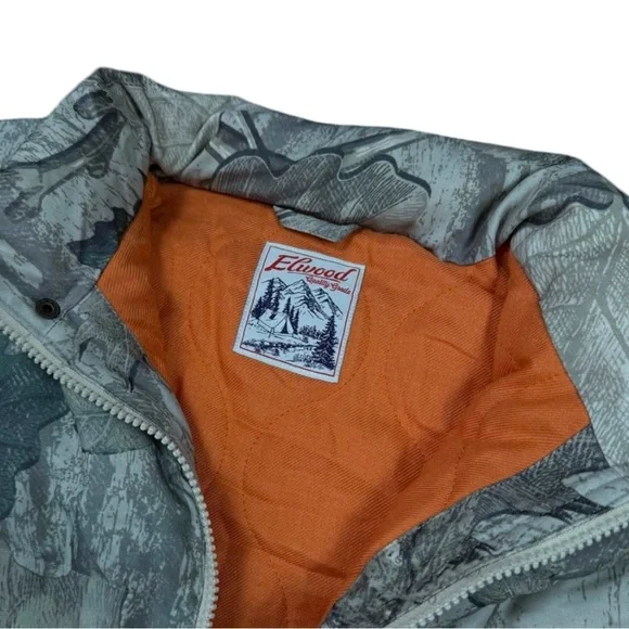 Elwood Puffer Vest In Real Camo - Picture 4 of 4